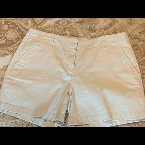 Vineyard Vines 5 inch every day shorts. Stone color. Size 10. New, no tag